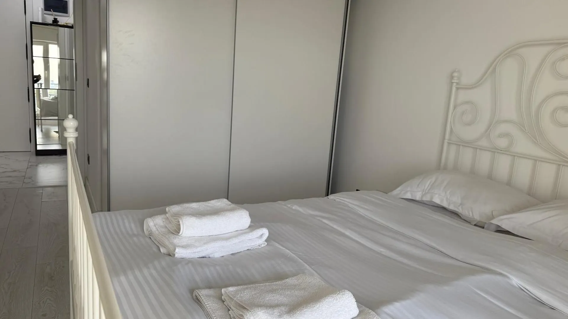 Apartamento Cazare Langa Spitalul Bagdasar - Parcare Gratuita Bucareste Roménia
